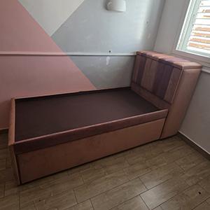 Upholstered Children's Bed Model Stock